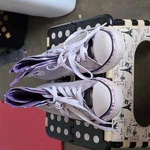 Girls High top converse.